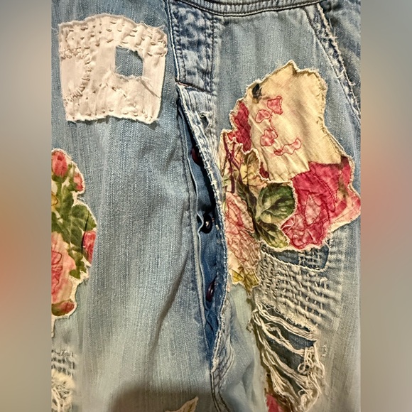 Magnolia Pearl floral appliqué denim overalls hand-distressing, fading - Picture 2 of 10